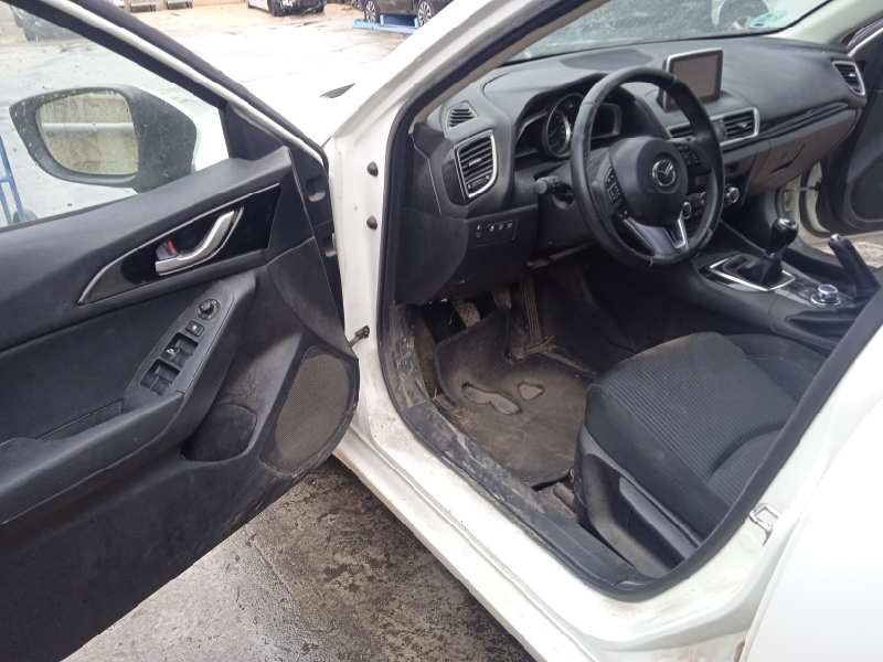 mazda 3 lim. () del año 2015