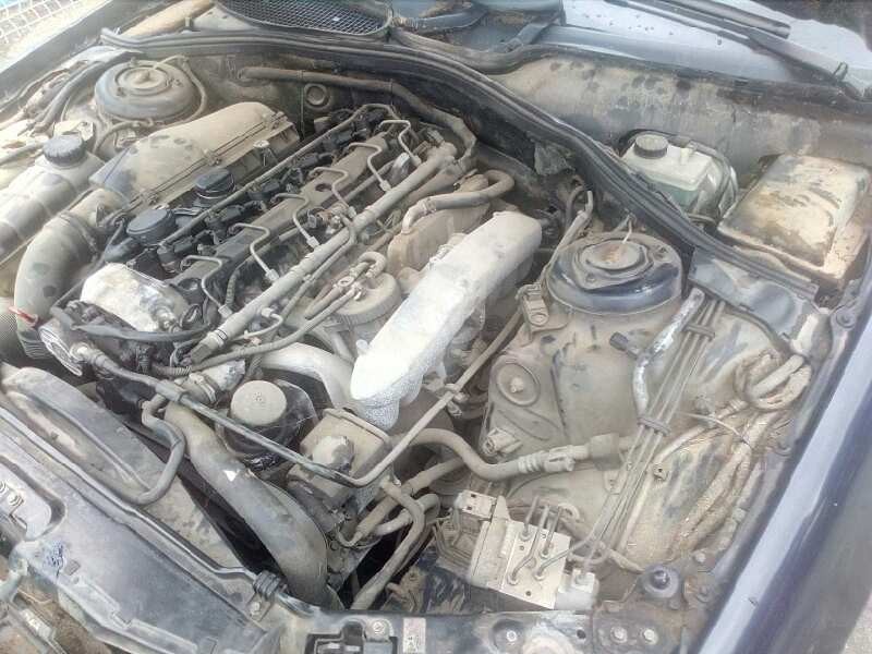 mercedes-benz clase s (w220) berlina del año 2001