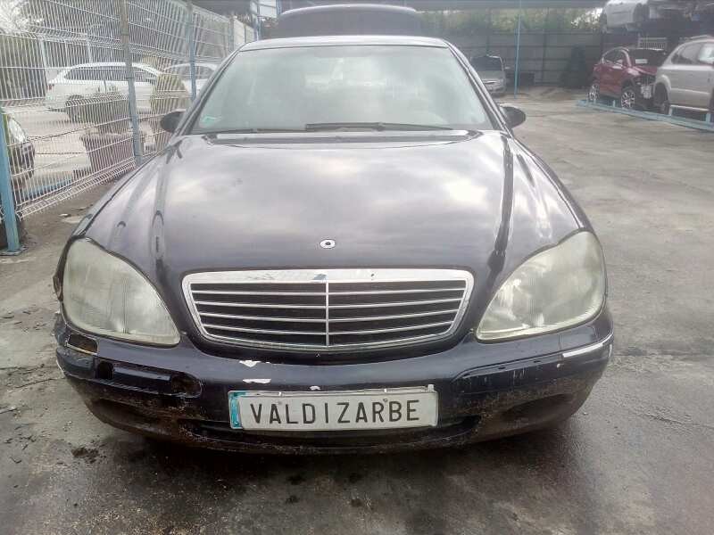 mercedes-benz clase s (w220) berlina del año 2001