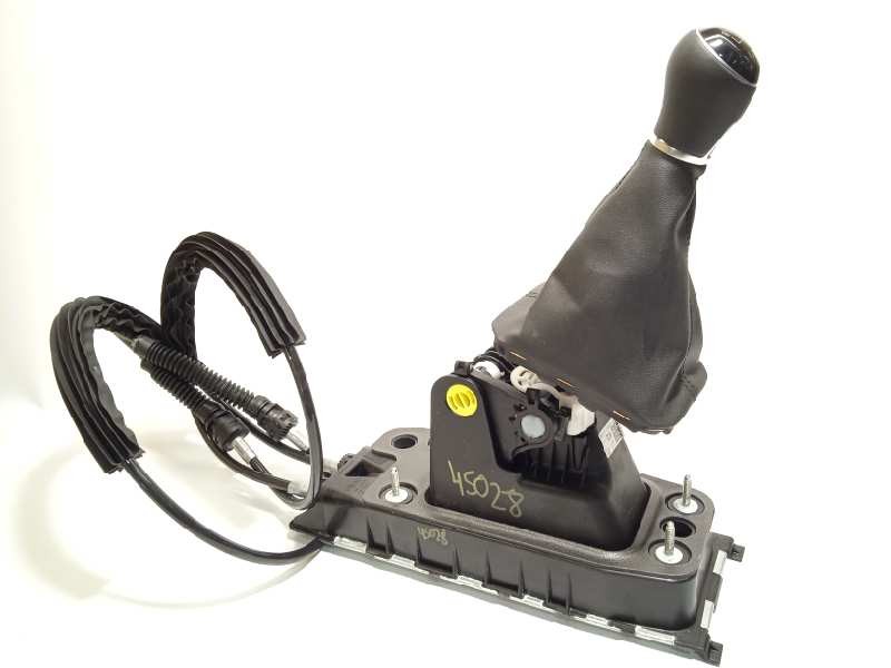 Recambio de palanca cambio para volkswagen t-roc advance referencia OEM IAM 5Q0711049BP  