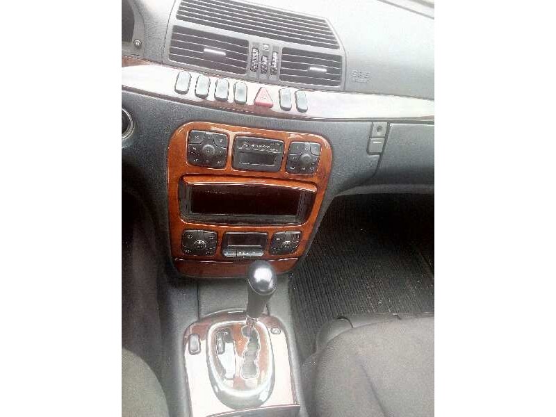 mercedes-benz clase s (w220) berlina del año 2001