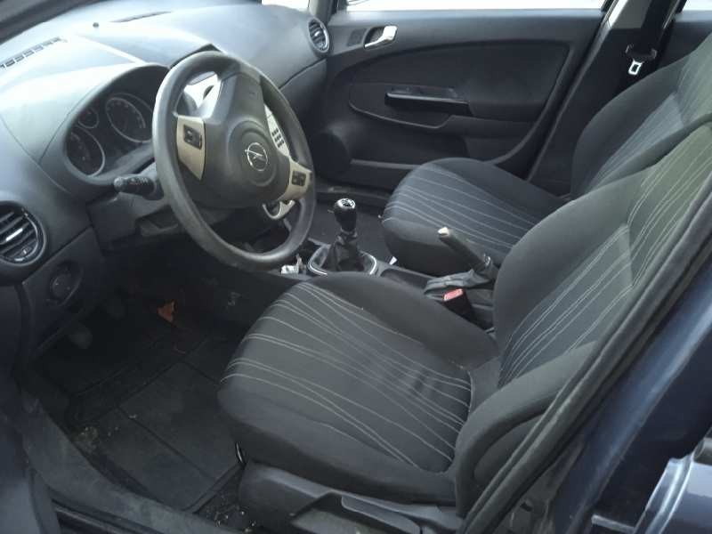 opel corsa d del año 2007
