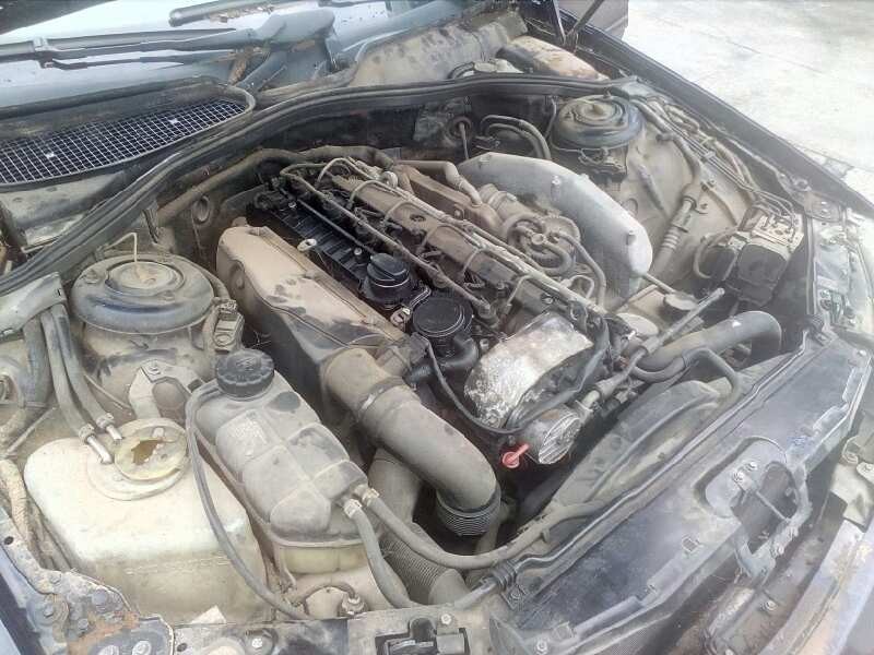 mercedes-benz clase s (w220) berlina del año 2001