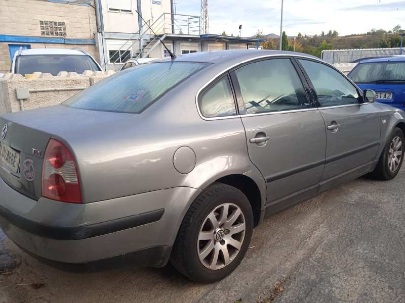 volkswagen passat berlina (3b3) del año 2003