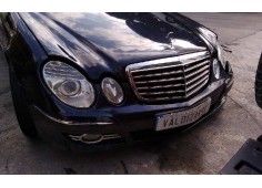 mercedes-benz clase e (w211) berlina del año 2006 2