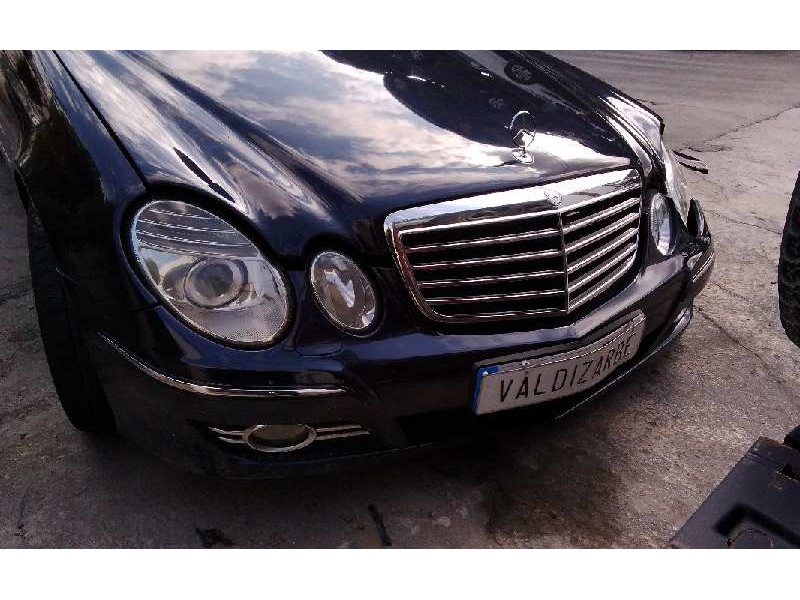 mercedes-benz clase e (w211) berlina del año 2006