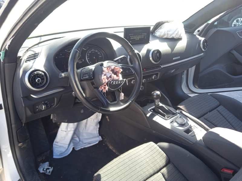 audi a3 (8vk) del año 2017