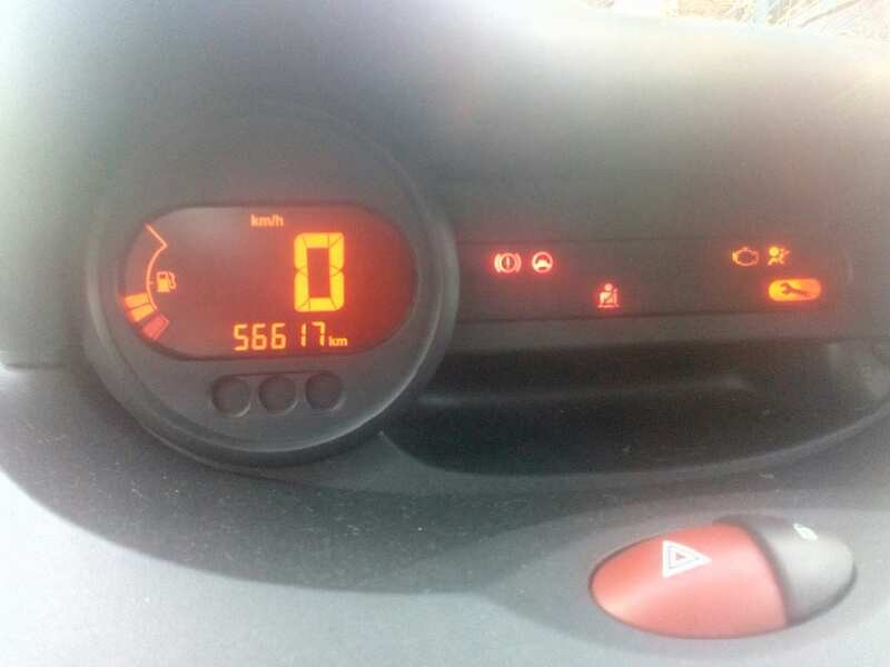 renault twingo del año 2010