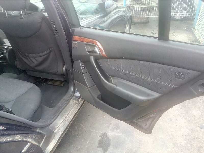 mercedes-benz clase s (w220) berlina del año 2001