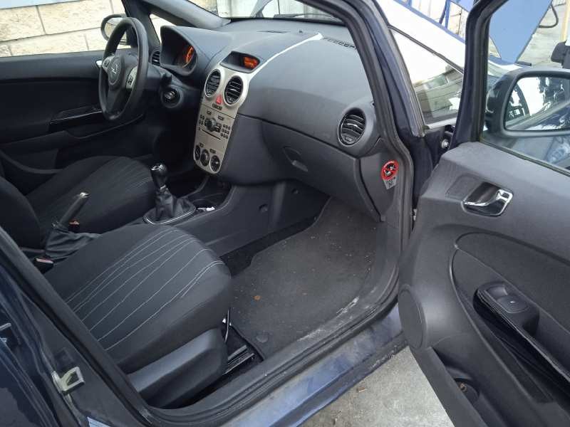 opel corsa d del año 2007