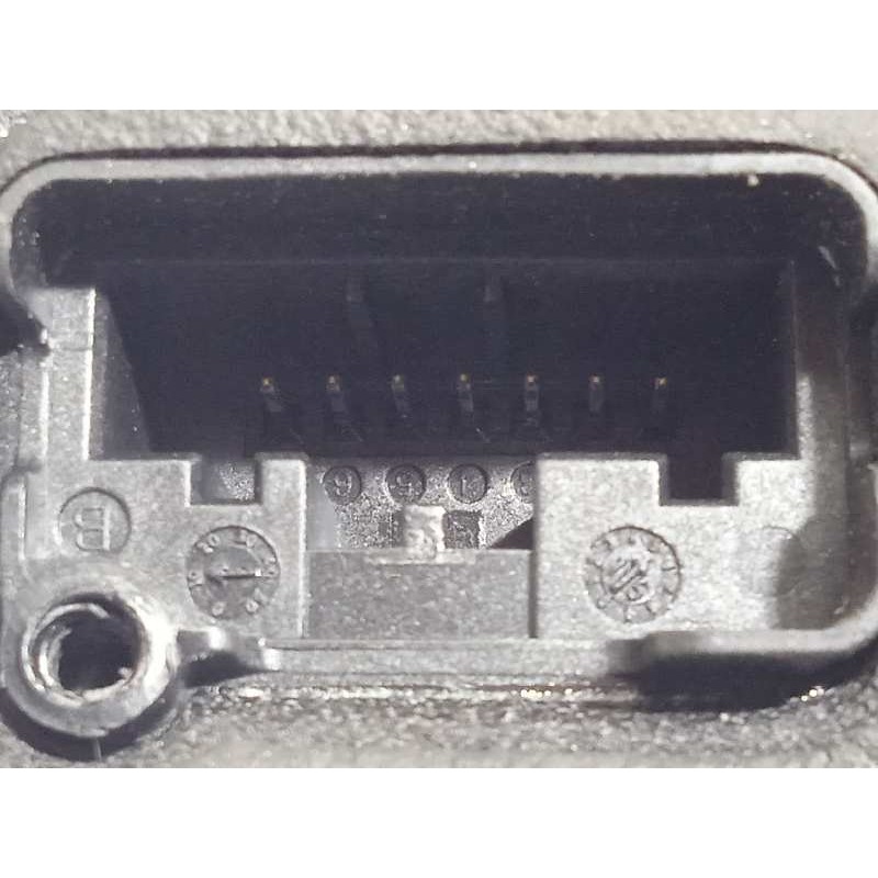 Recambio de cerradura puerta trasera derecha para seat leon sc (5f5) 1.4 16v tsi referencia OEM IAM 5K4839016AF  