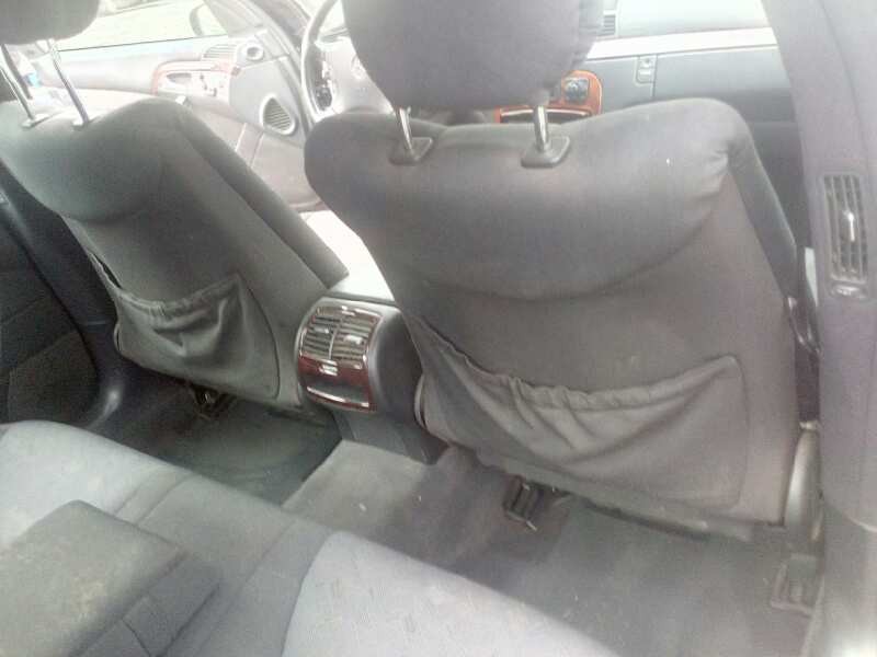 mercedes-benz clase s (w220) berlina del año 2001