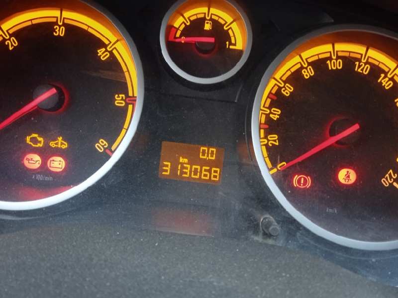 opel corsa d del año 2009