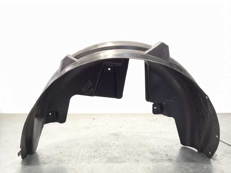 Recambio de paso de rueda trasero izquierdo para volkswagen t-roc advance referencia OEM IAM 2GA810971B  