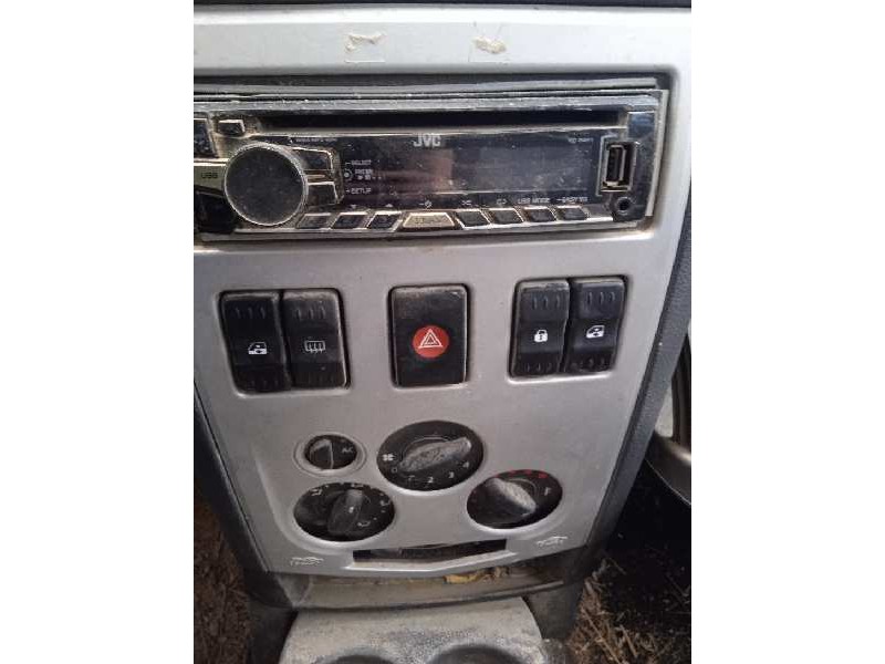 dacia logan del año 2006