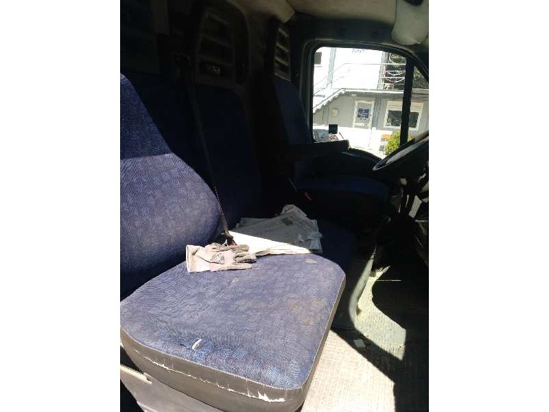 iveco daily caja cerrada (1999 =>) del año 2004