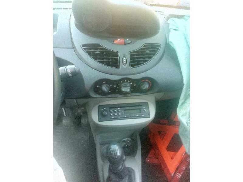 renault twingo del año 2010