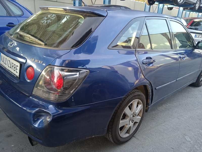 lexus is200 (gxe10) del año 2003