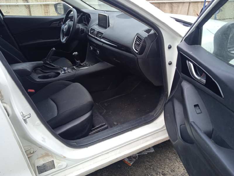 mazda 3 lim. () del año 2015