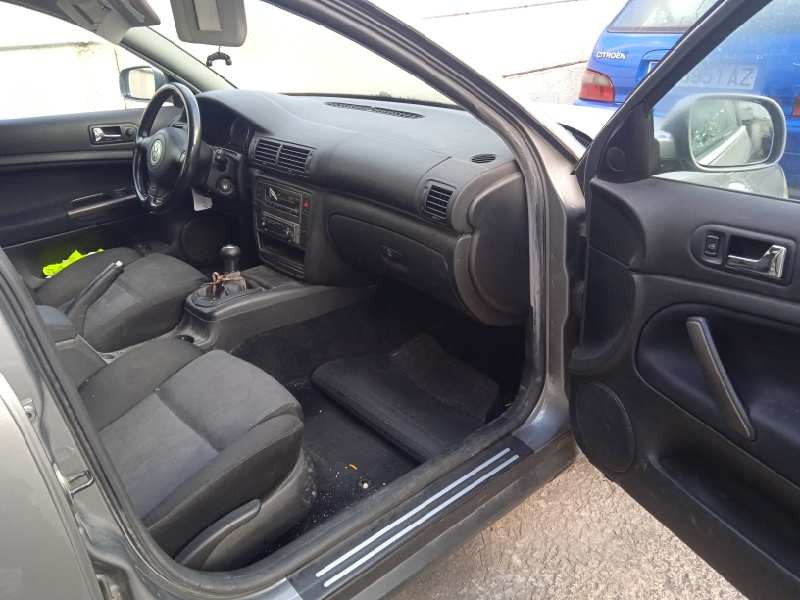 volkswagen passat berlina (3b3) del año 2003