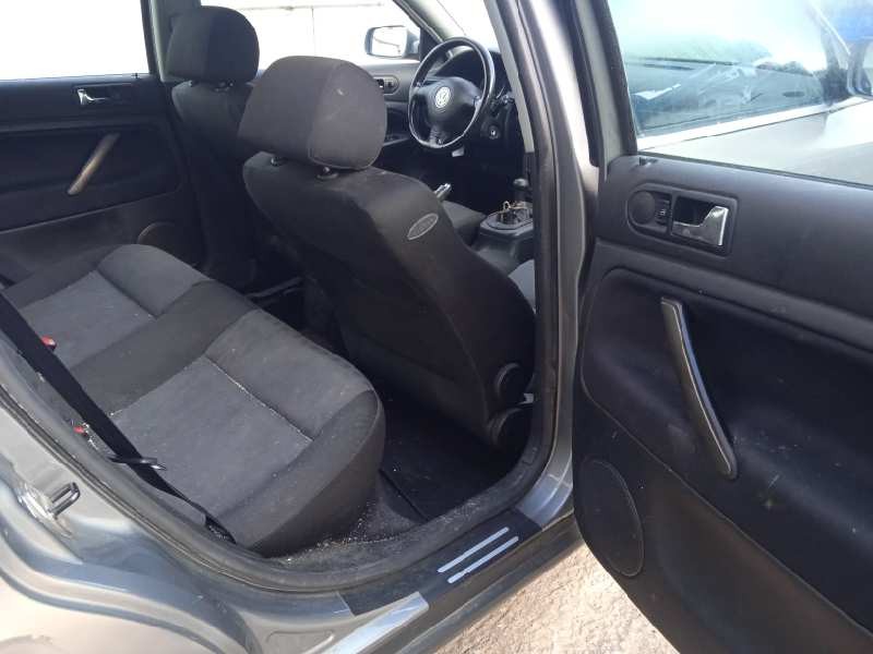 volkswagen passat berlina (3b3) del año 2003