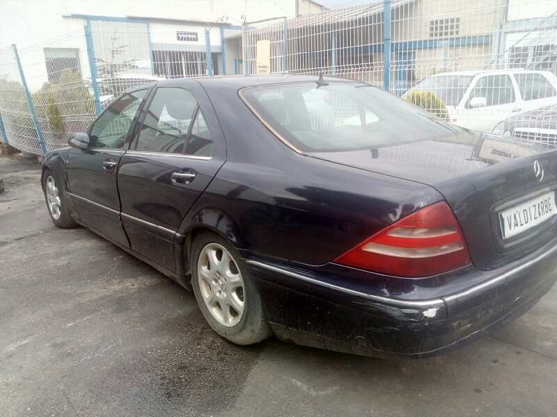 mercedes-benz clase s (w220) berlina del año 2001