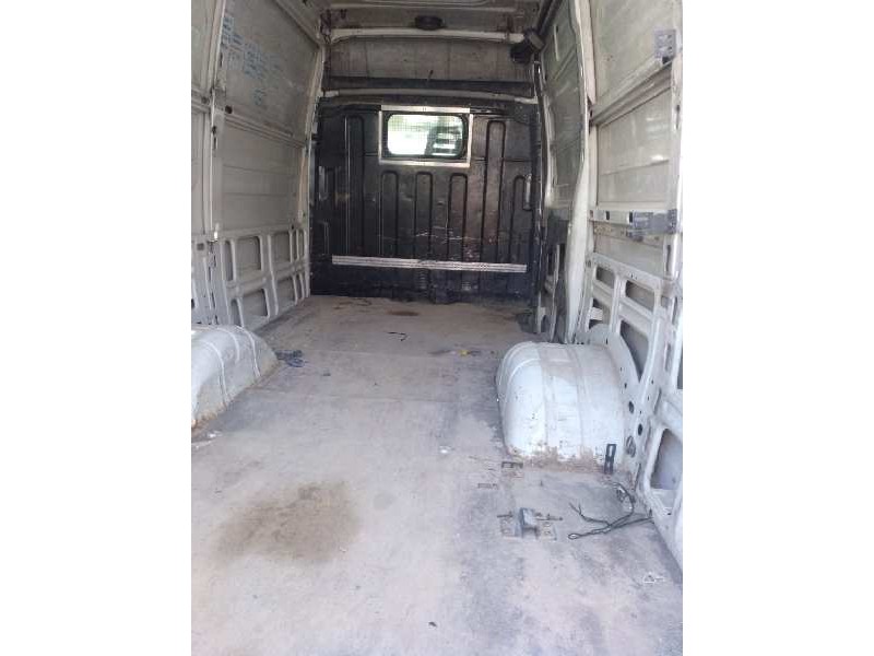 iveco daily caja cerrada (1999 =>) del año 2004