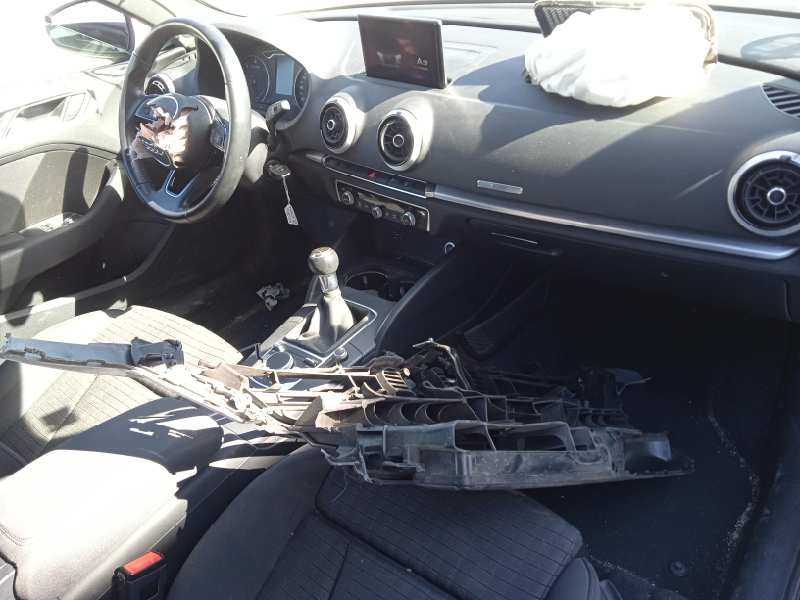 audi a3 (8vk) del año 2017