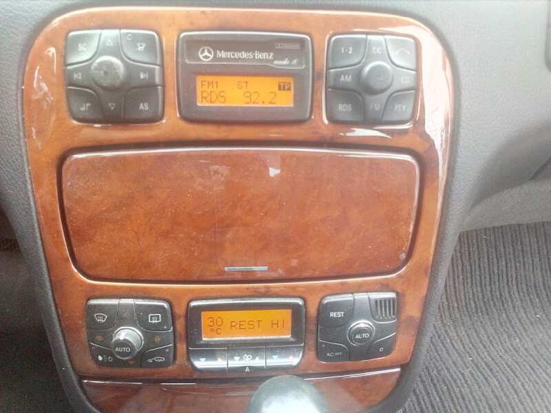 mercedes-benz clase s (w220) berlina del año 2001