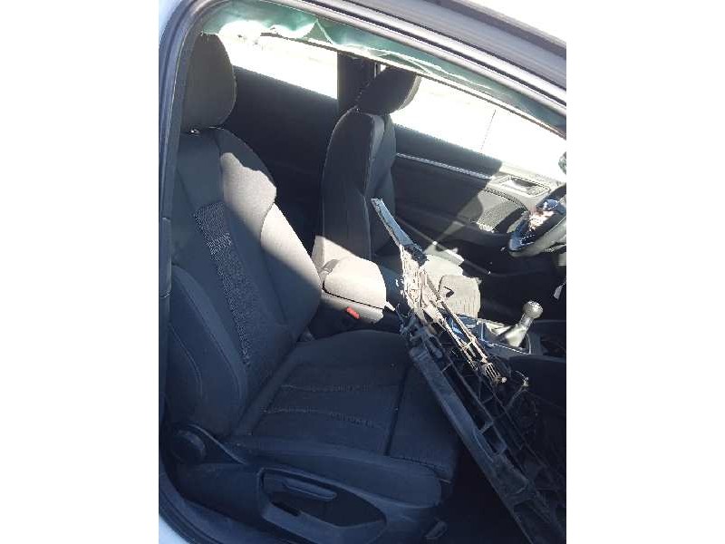 audi a3 (8vk) del año 2017