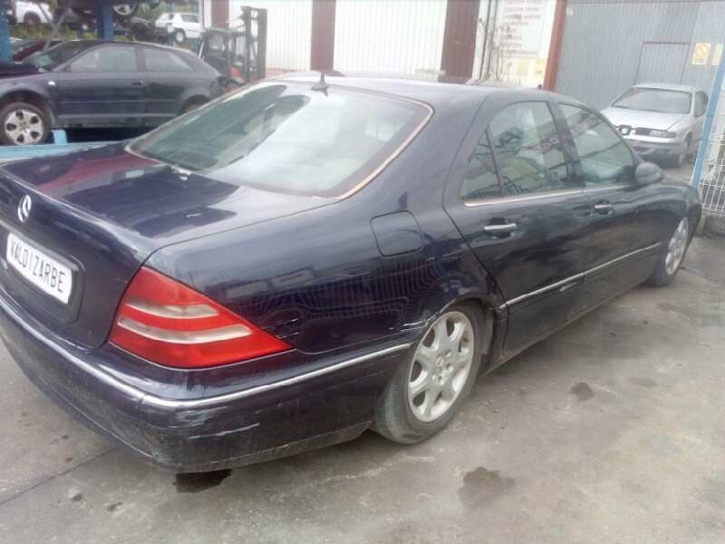 mercedes-benz clase s (w220) berlina del año 2001