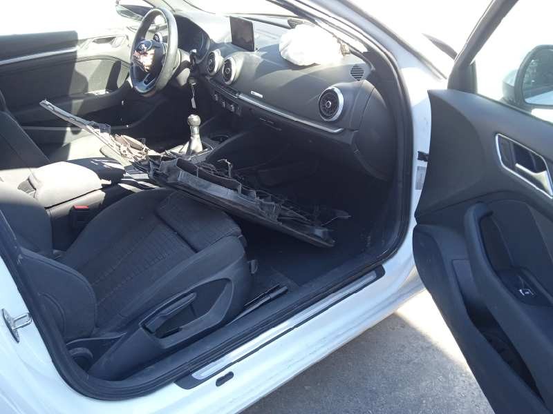 audi a3 (8vk) del año 2017