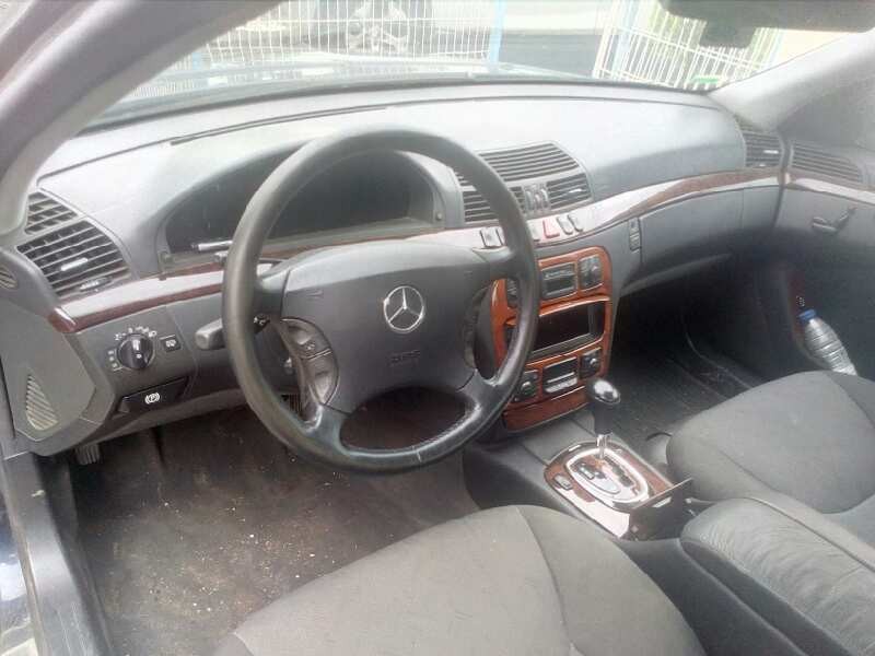 mercedes-benz clase s (w220) berlina del año 2001
