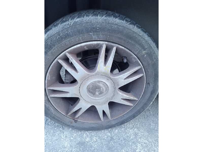 seat ibiza (6l1) del año 2002