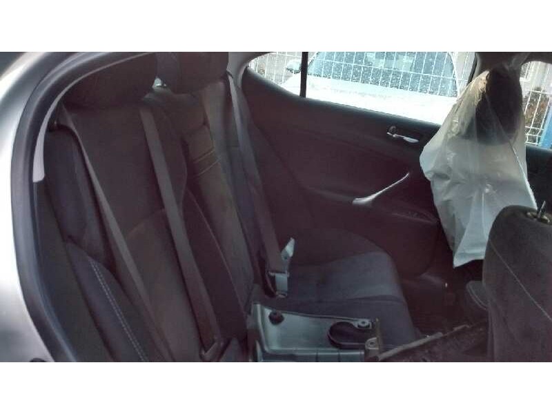 lexus is200 (ds2/is2) del año 2009