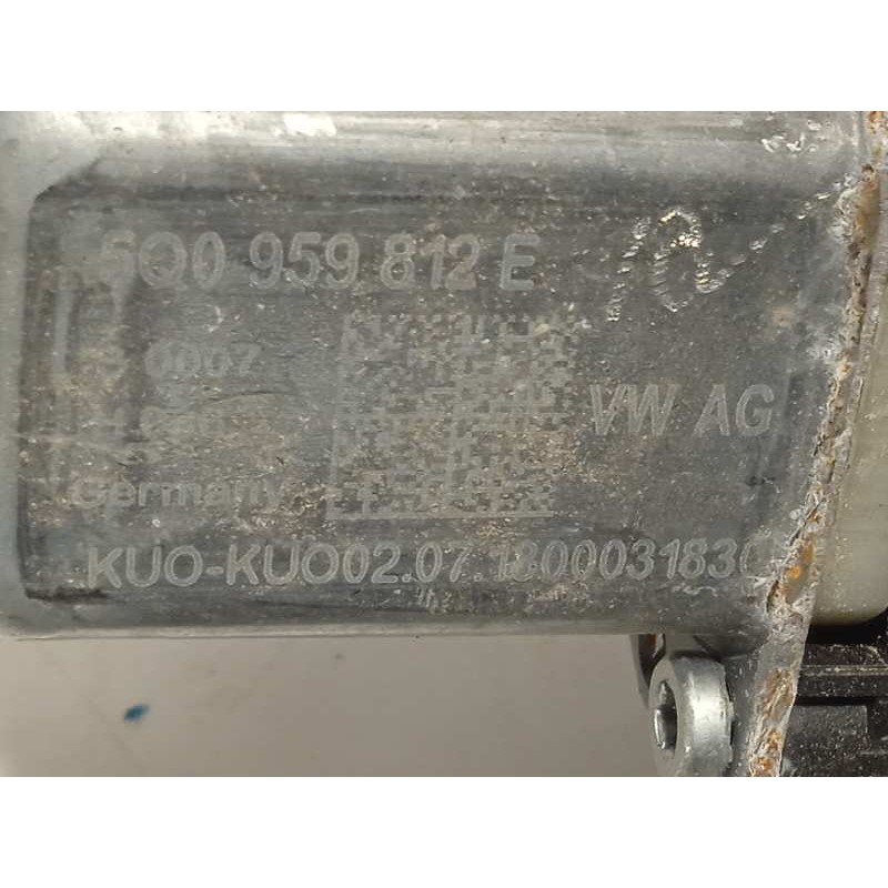 Recambio de elevalunas trasero derecho para seat leon sc (5f5) 1.4 16v tsi referencia OEM IAM 5Q0959812E  