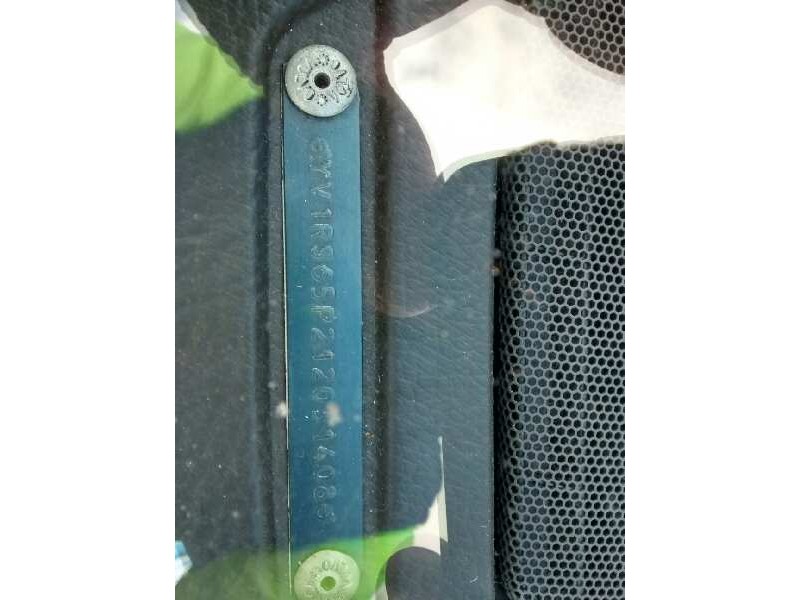 volvo s60 berlina del año 2001