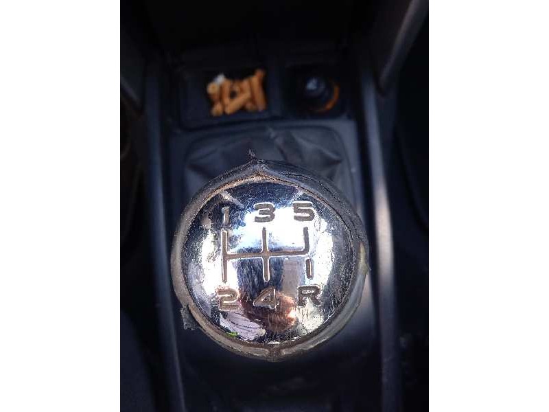 peugeot 207 del año 2006