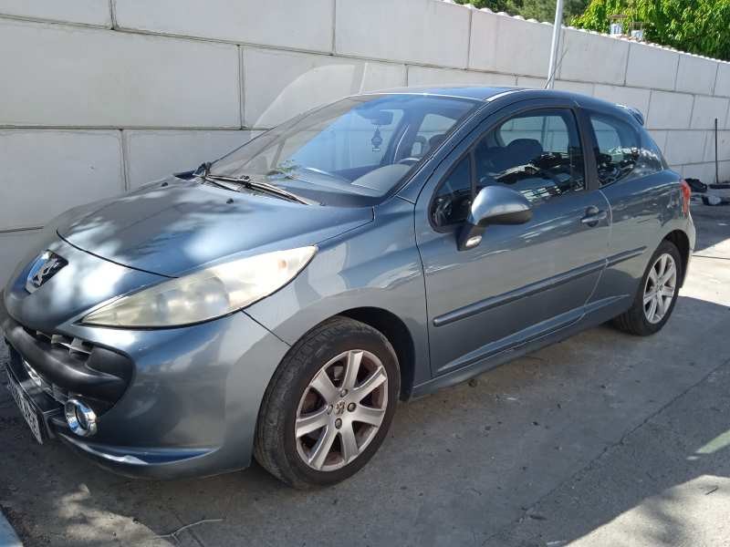 peugeot 207 del año 2006