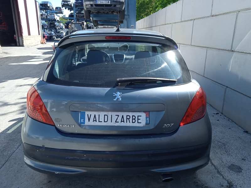 peugeot 207 del año 2006
