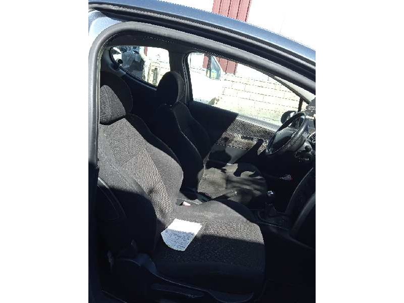 peugeot 207 del año 2006