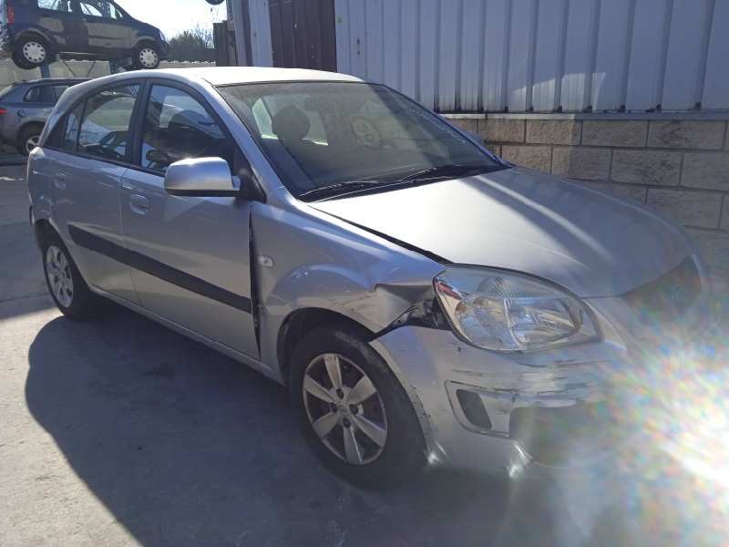 kia rio del año 2008