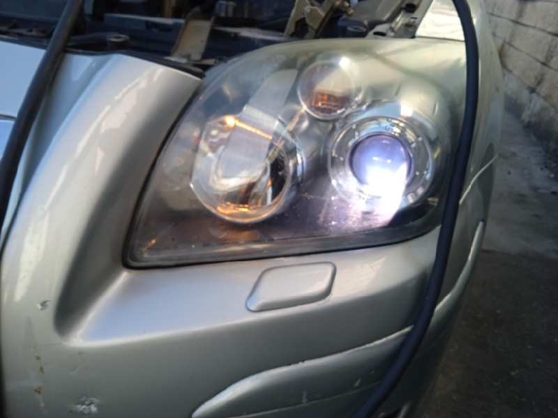 toyota avensis berlina (t25) del año 2006