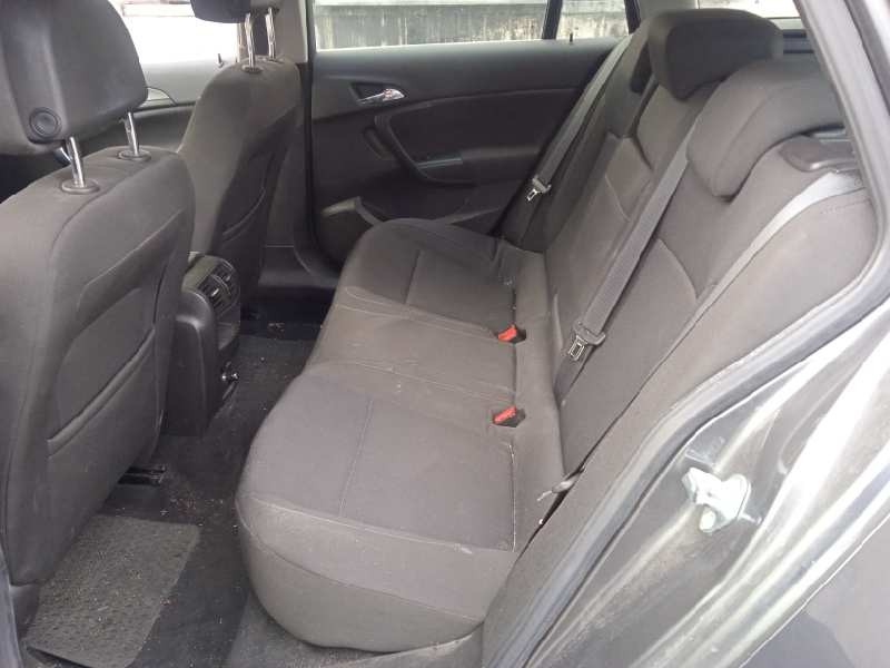 opel insignia sports tourer del año 2010