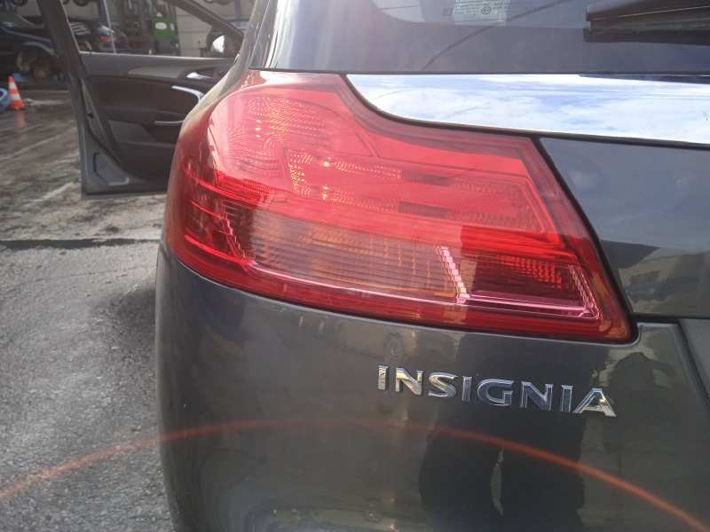 opel insignia sports tourer del año 2010