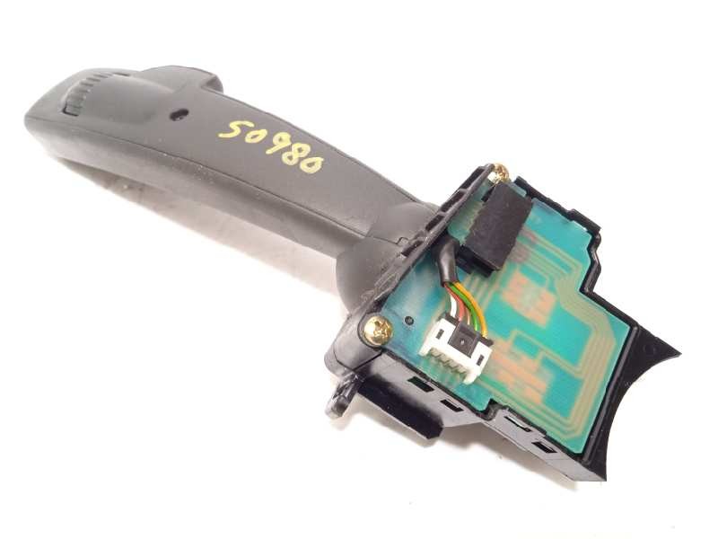 Recambio de mando limpia para volvo v50 familiar 2.4 cat referencia OEM IAM 8682869  8691993