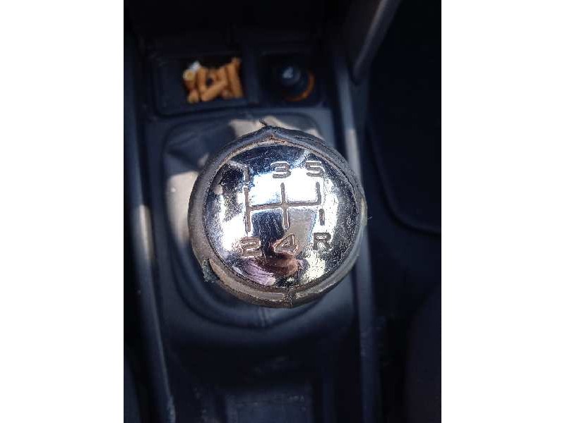 peugeot 207 del año 2006