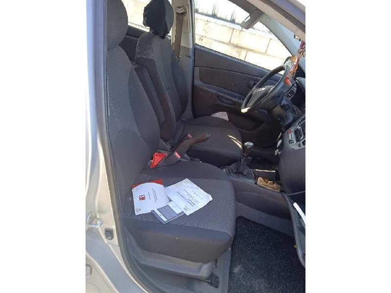 kia rio del año 2008