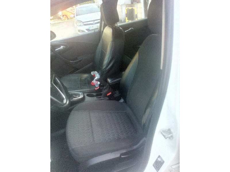 opel astra j lim. del año 2013