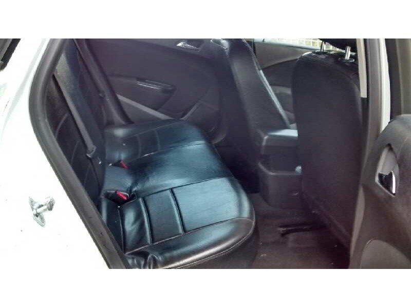 opel astra j lim. del año 2013